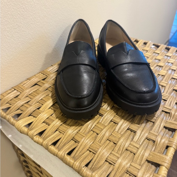 Banana Republic Black Leather Loafers - Picture 2 of 5